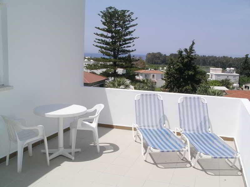 Renos Hotel Apts Polis ภายนอก รูปภาพ